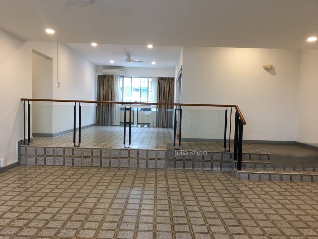 Equatorial Apartments thumbnail photo